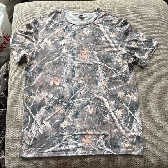 Men’s Manfinity Camo Shirt - Picture 1 of 5